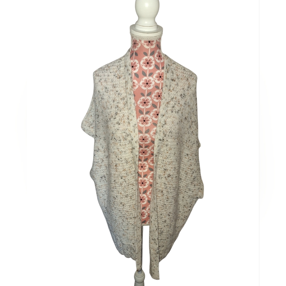 🩵 Universal Thread Confetti Sweater Shrug EUC One Size